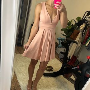 Windsor light pink mini dress